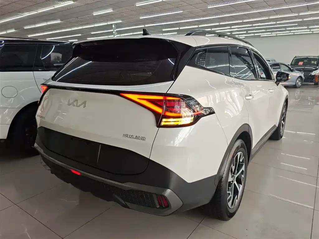Kia Sportage 2024 из CN, фото 6