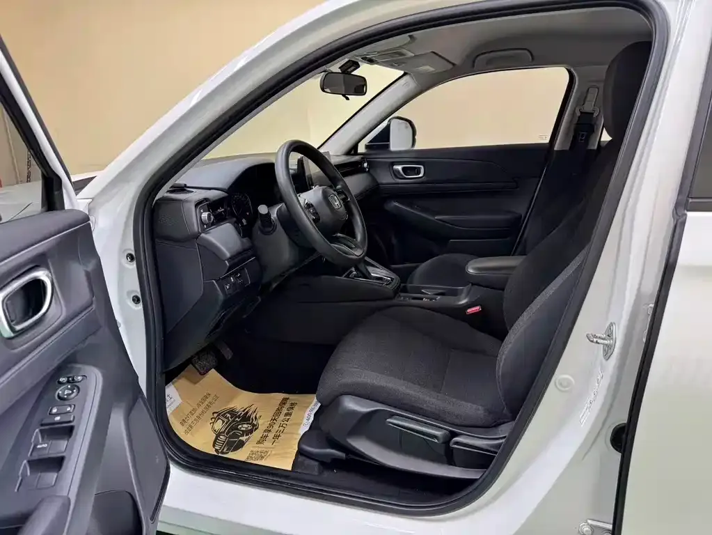 Honda Vezel 2024 из CN, фото 2