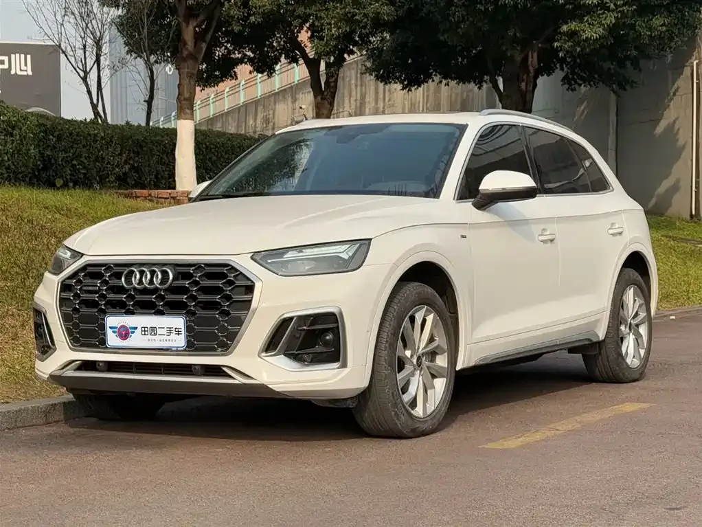 Audi Q5L 2023 из CN, фото 1