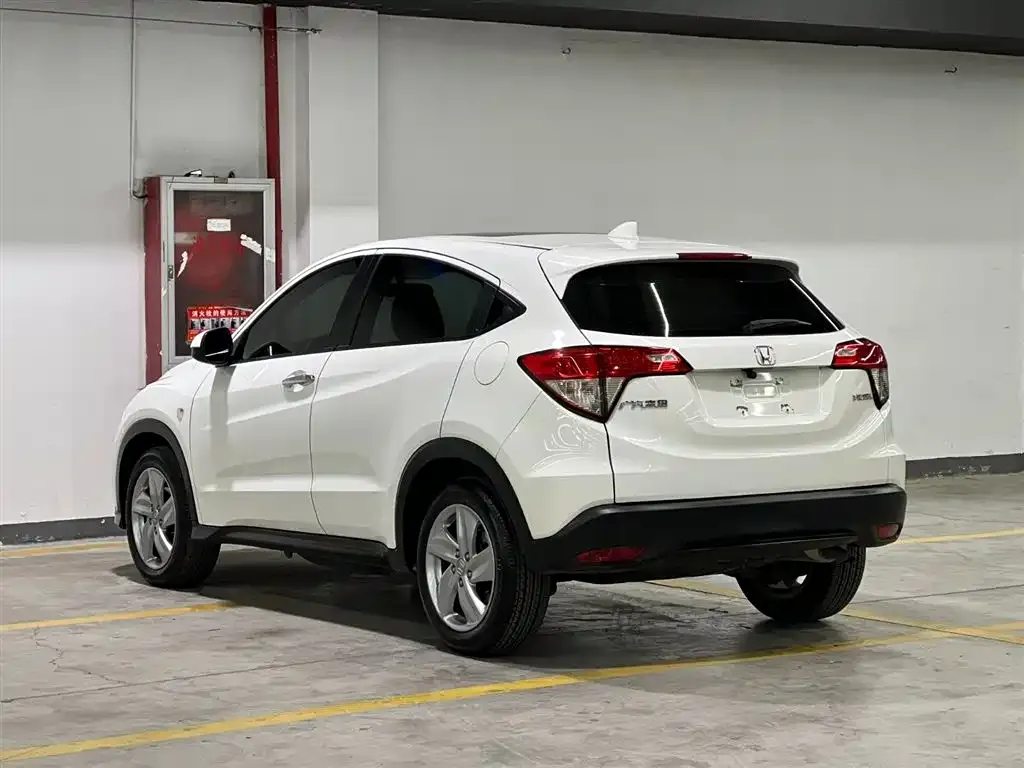 Honda Vezel 2021 из CN, фото 8