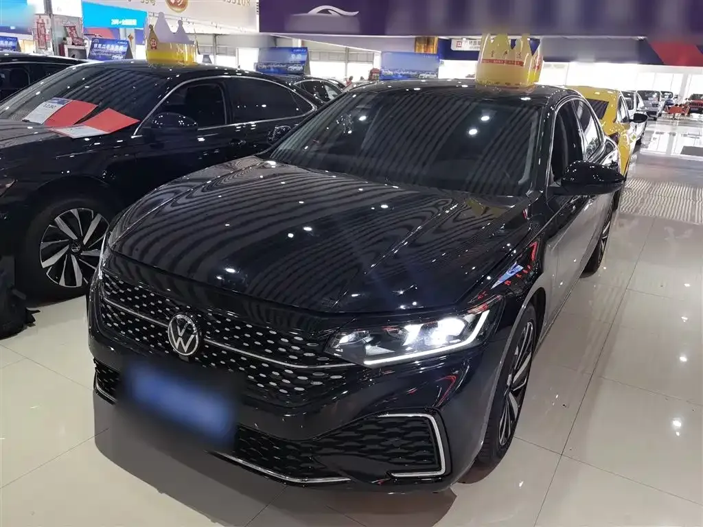 Volkswagen Passat 2022 из CN, фото 1