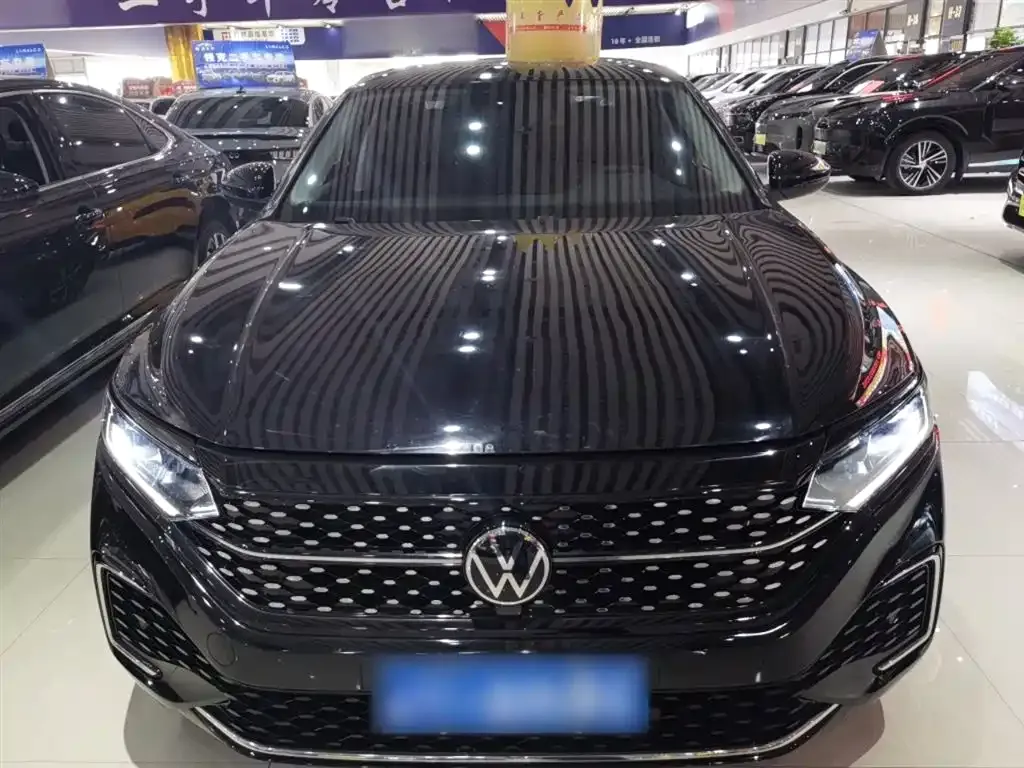 Volkswagen Passat 2022 из CN, фото 7