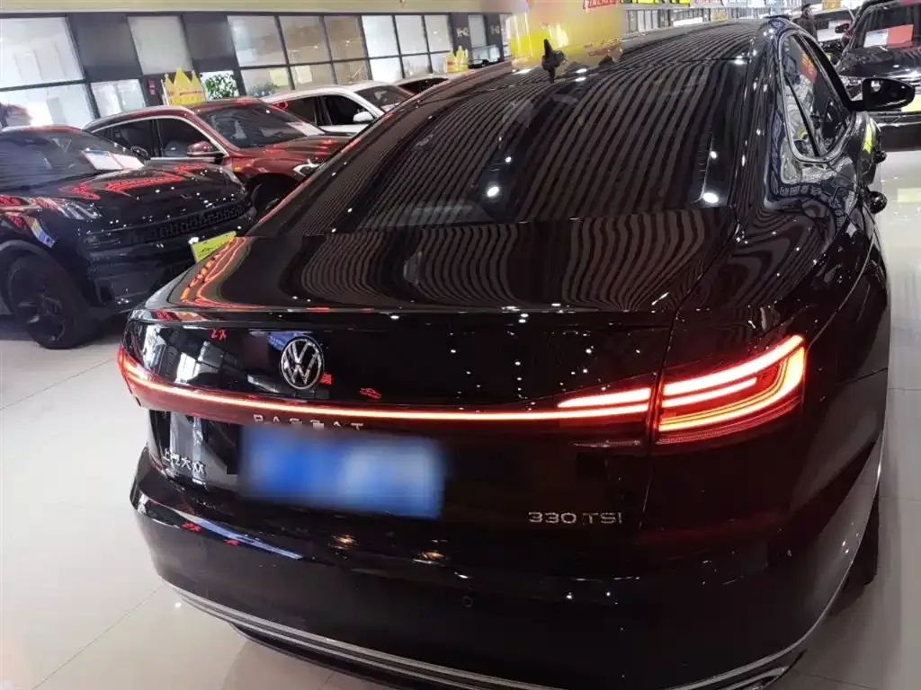 Volkswagen Passat 2022 из CN, фото 4