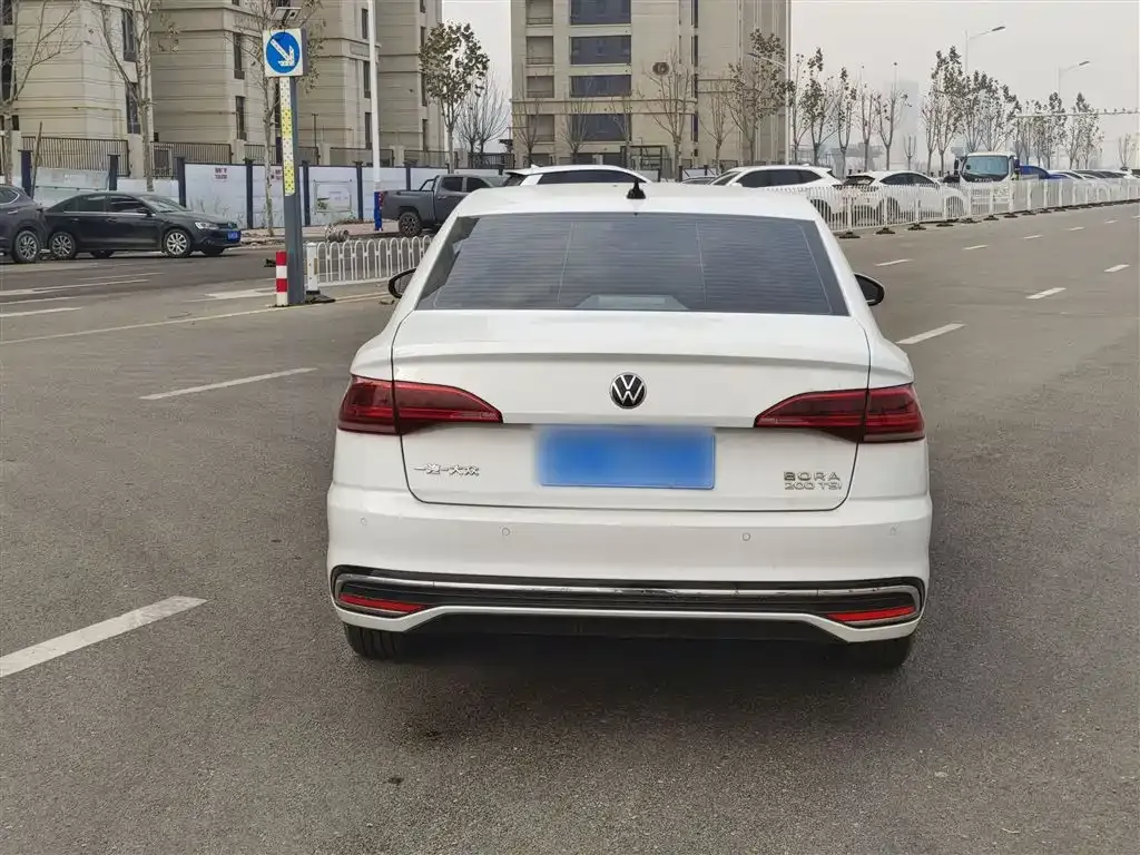 Volkswagen Bora 2024 из CN, фото 5