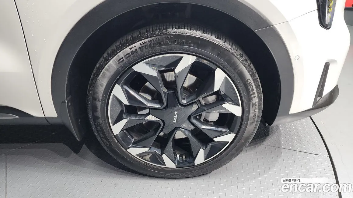Kia Sorento — фото 5