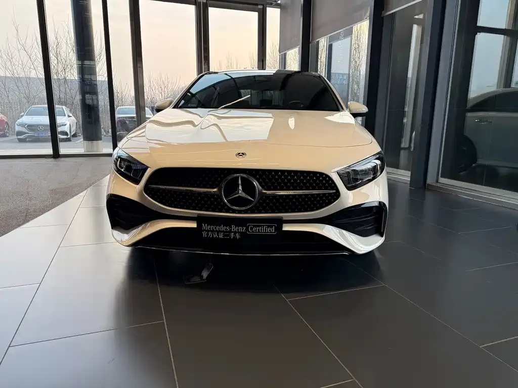 Mercedes-Benz A-Class 2023 из CN, фото 2