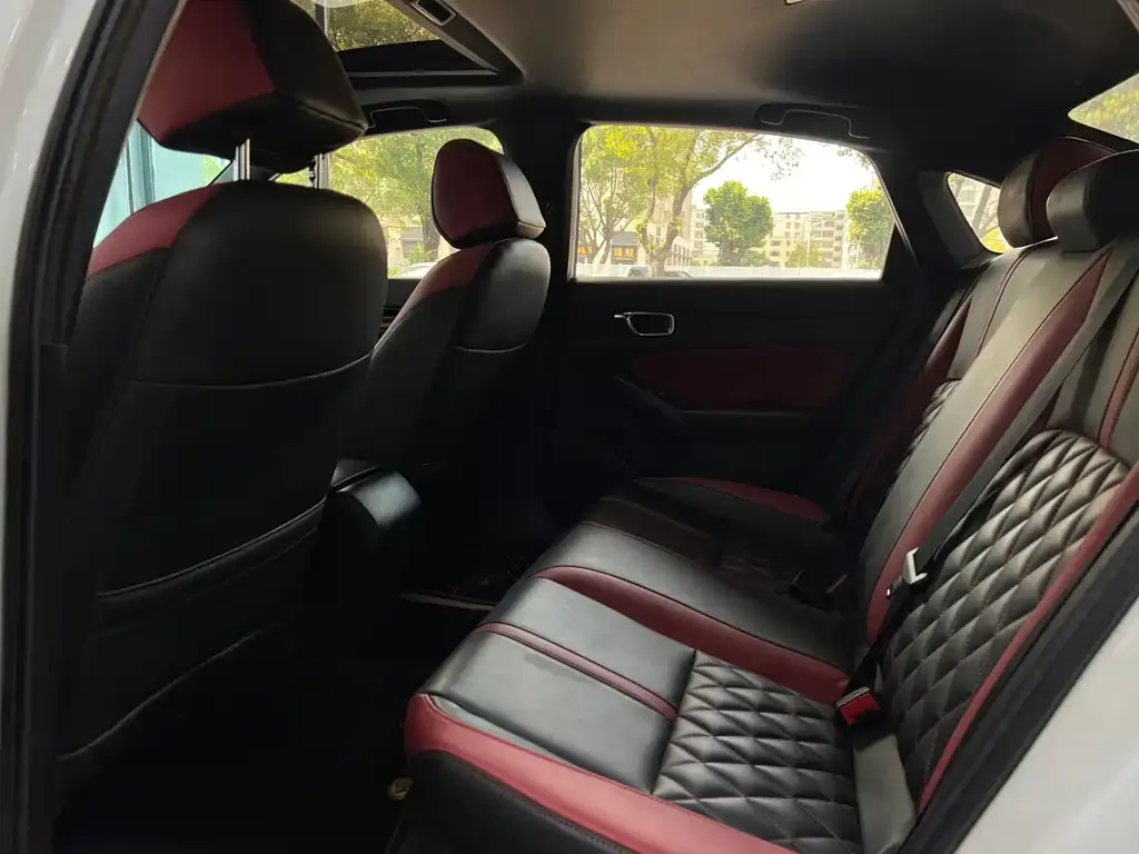 Honda Civic — фото 4