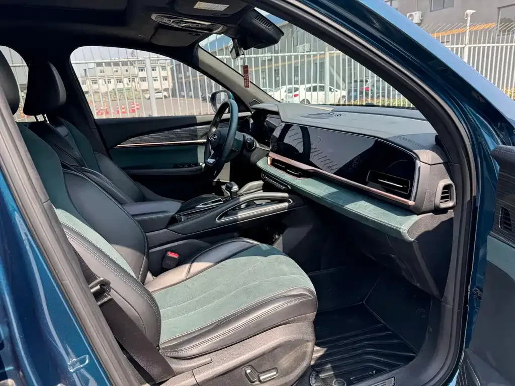 Geely Xingyue L 2021 из CN, фото 3