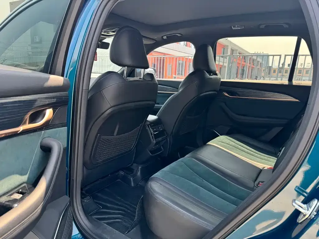 Geely Xingyue L 2021 из CN, фото 4