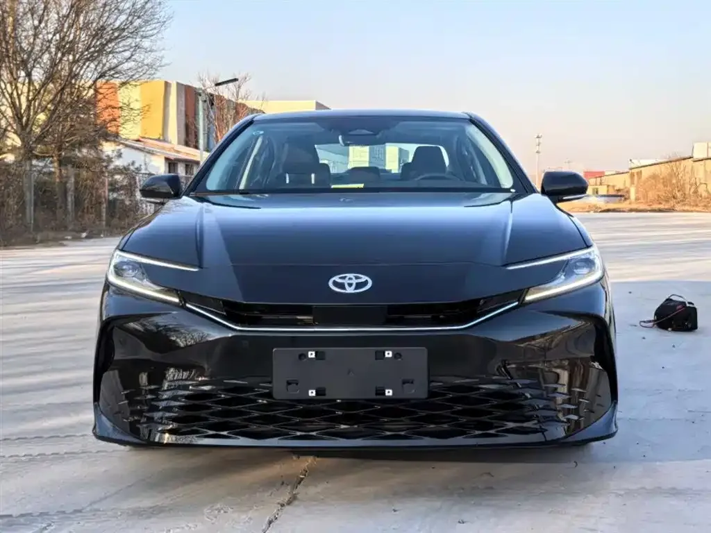 Toyota Camry 2025 из CN, фото 5