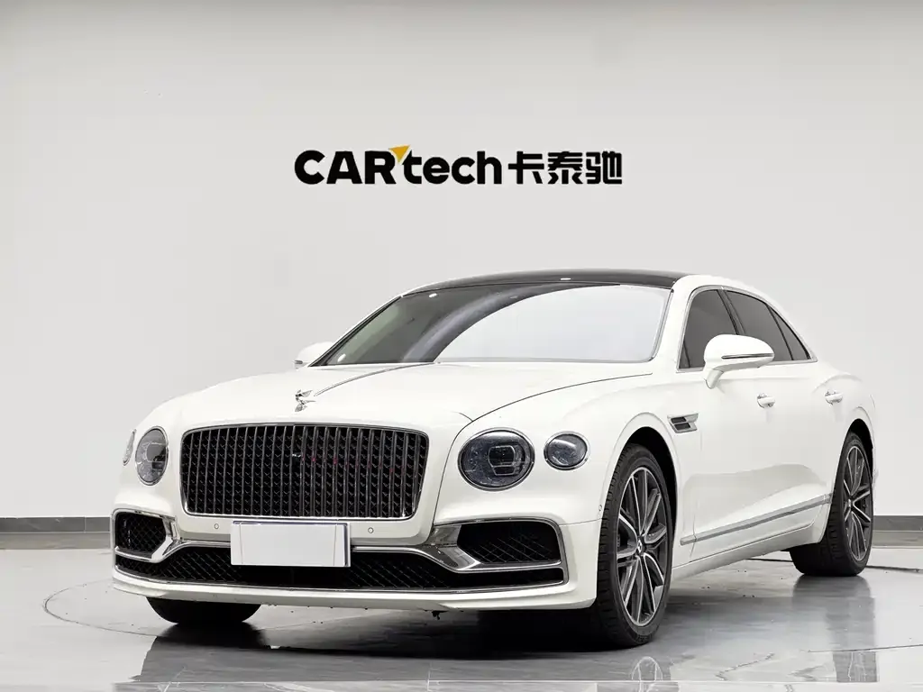 Bentley Flying Spur — фото 1