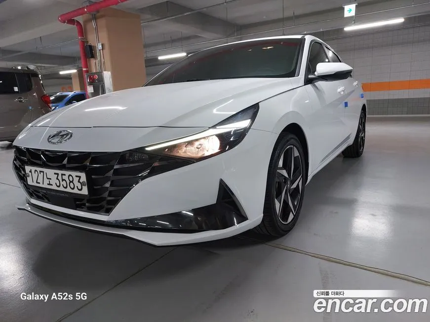 Hyundai AVANTE — фото 1