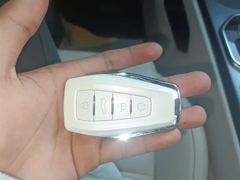 Geely Icon 2023 из CN, фото 2