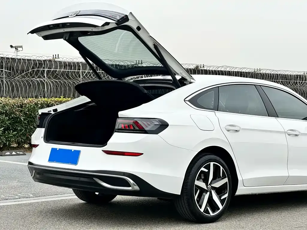Volkswagen Lamando 2022 из CN, фото 7