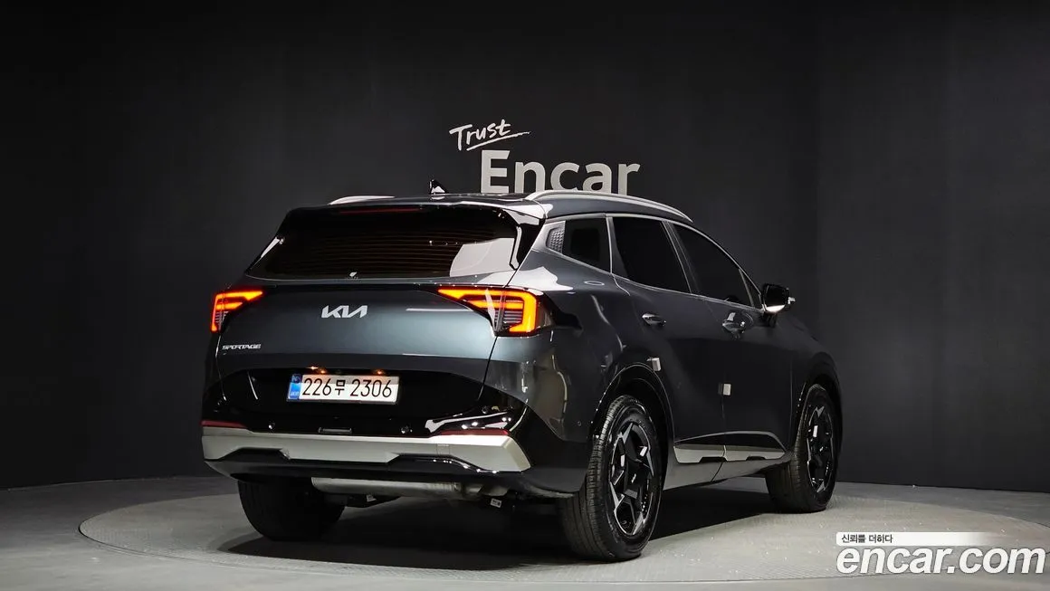 Kia Sportage — фото 9