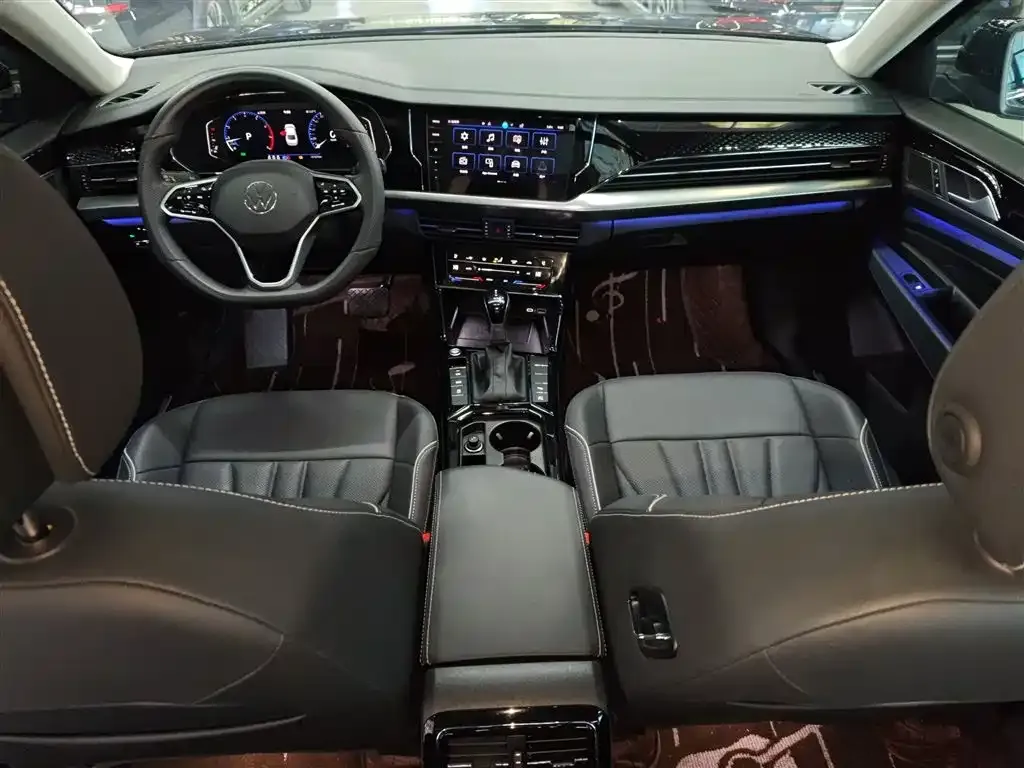 Volkswagen Passat 2024 из CN, фото 7