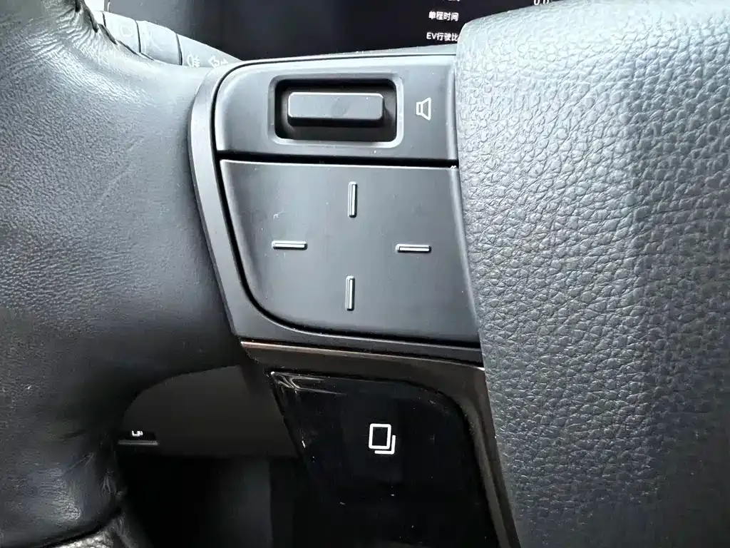 Toyota Vellfire 2024 из CN, фото 8