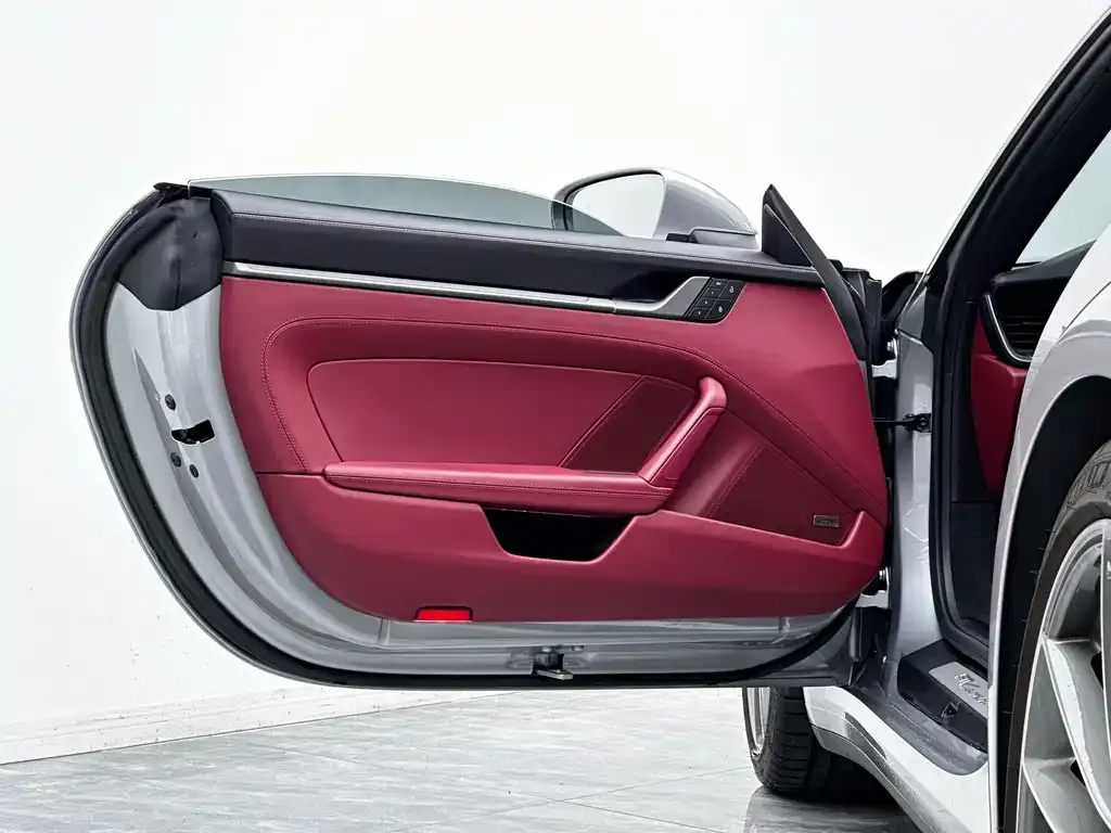 Porsche 911 2023 из CN, фото 7