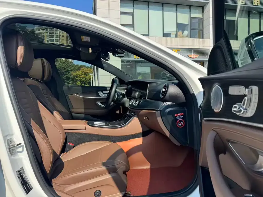 Mercedes-Benz E-Class 2021 из CN, фото 2