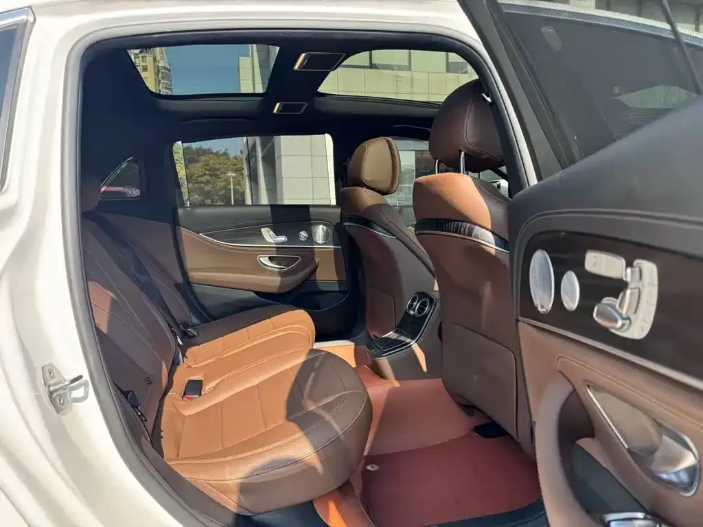 Mercedes-Benz E-Class 2021 из CN, фото 6