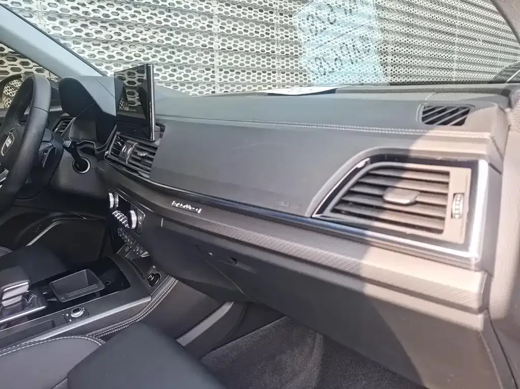 Audi Q5L 2022 из CN, фото 5