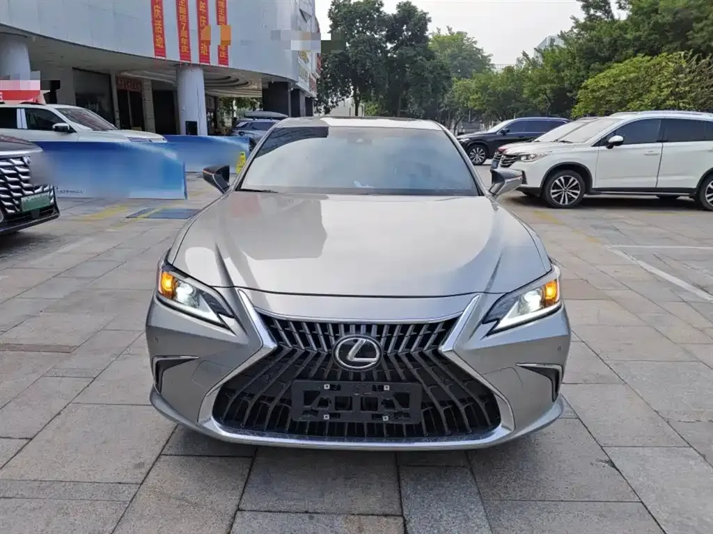 Lexus ES 2023 из CN, фото 6