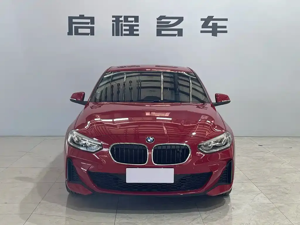 BMW 1 Series 2022 из CN, фото 2