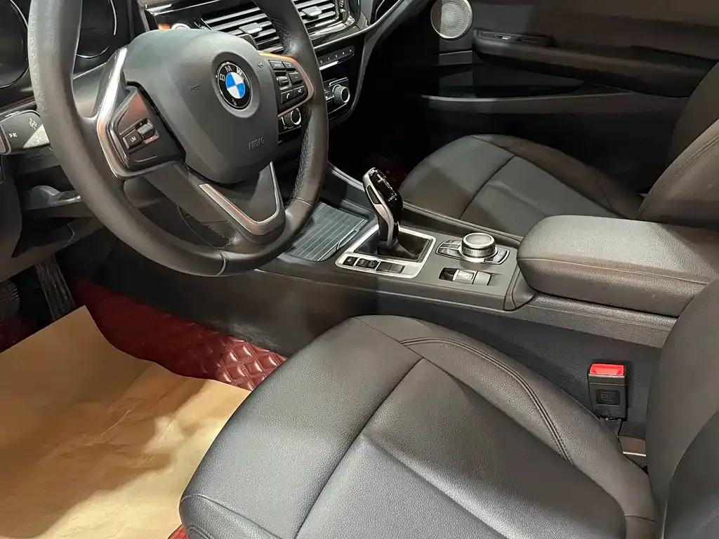 BMW 1 Series 2022 из CN, фото 7