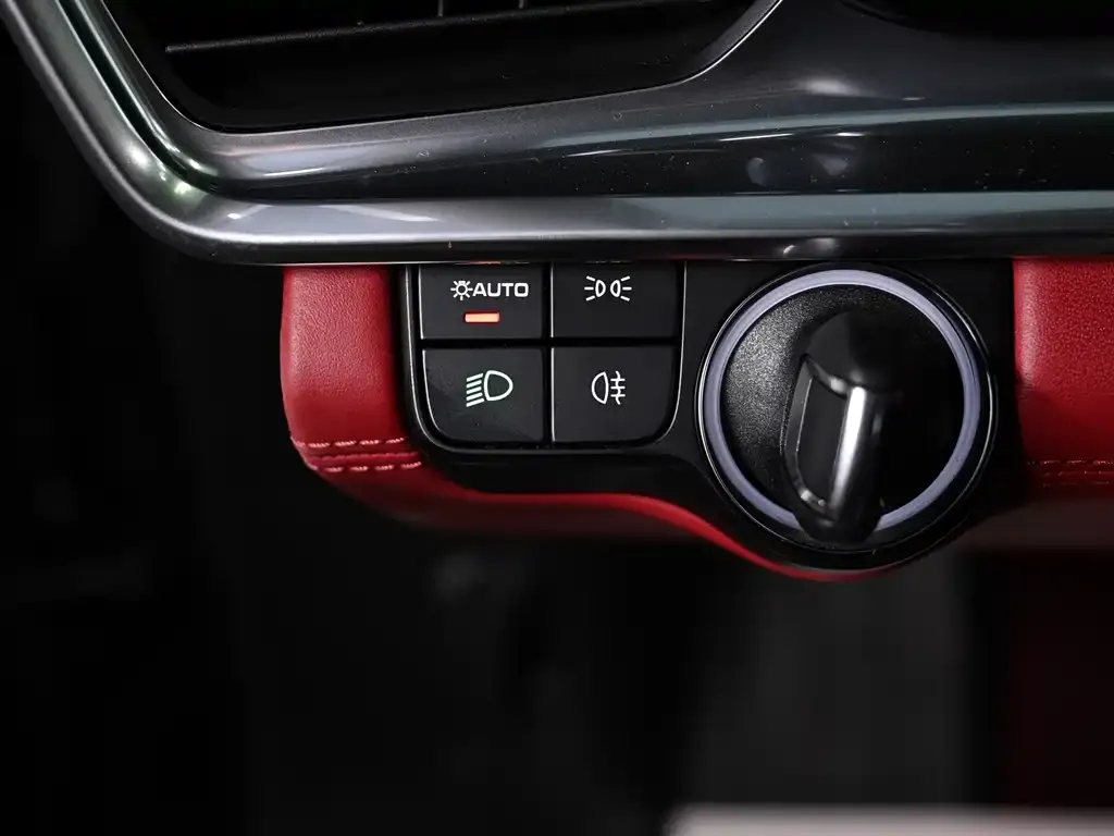 Porsche Panamera 2023 из CN, фото 3