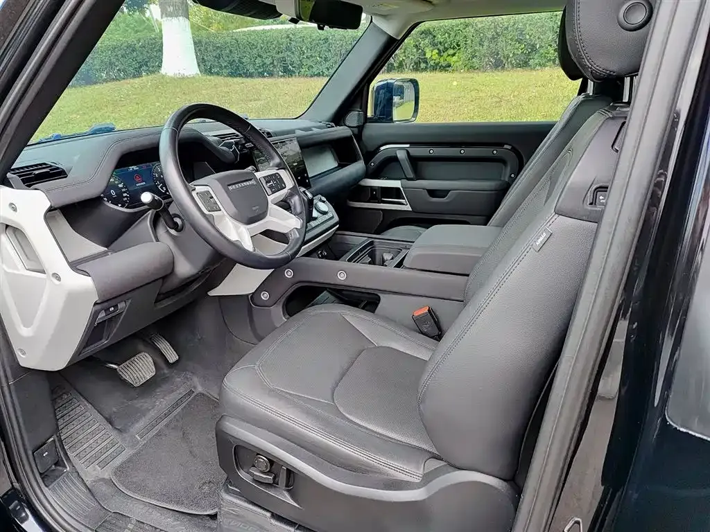 Land Rover Defender 2022 из CN, фото 3