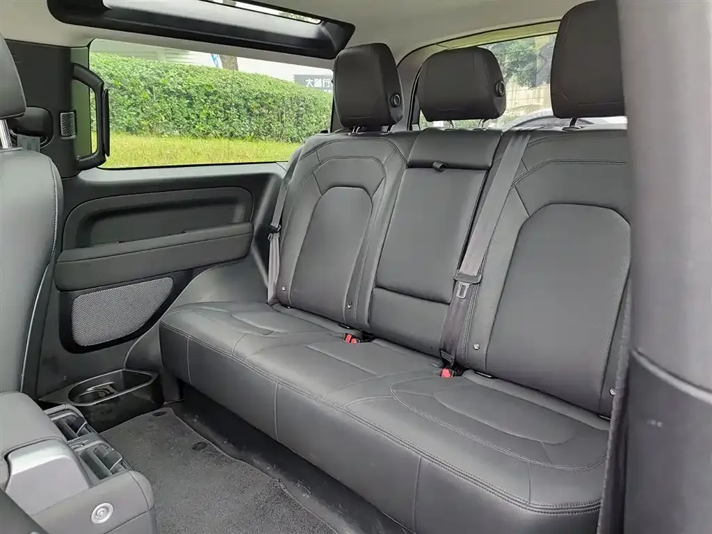 Land Rover Defender 2022 из CN, фото 4