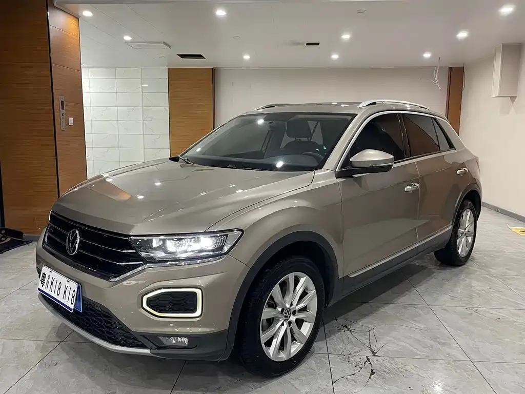Volkswagen T-Roc 2021 из CN, фото 1
