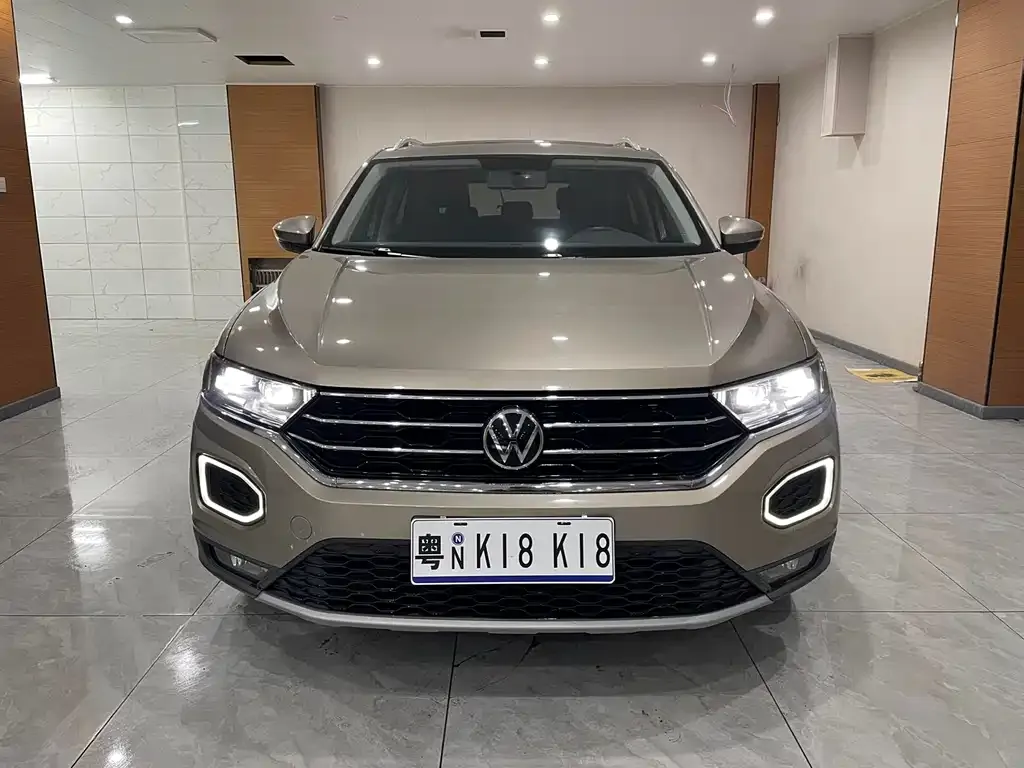 Volkswagen T-Roc 2021 из CN, фото 2