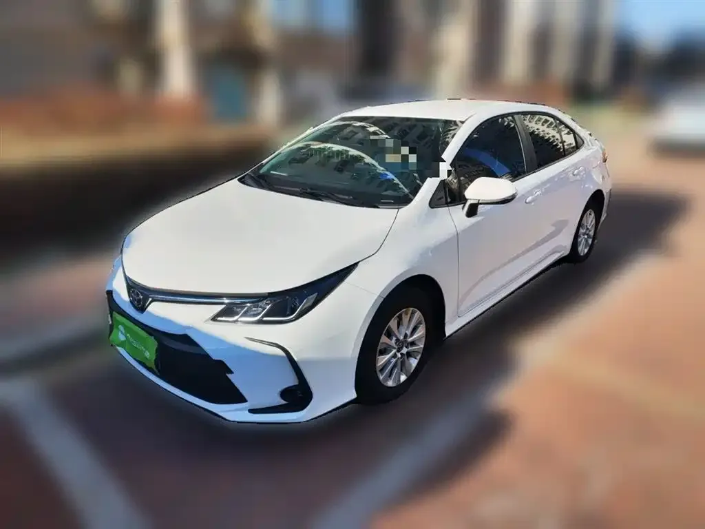 Toyota Corolla — фото 3