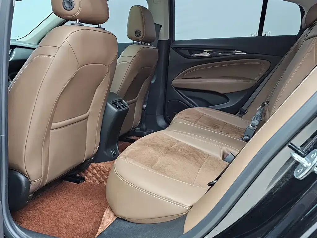 Buick Regal 2023 из CN, фото 8