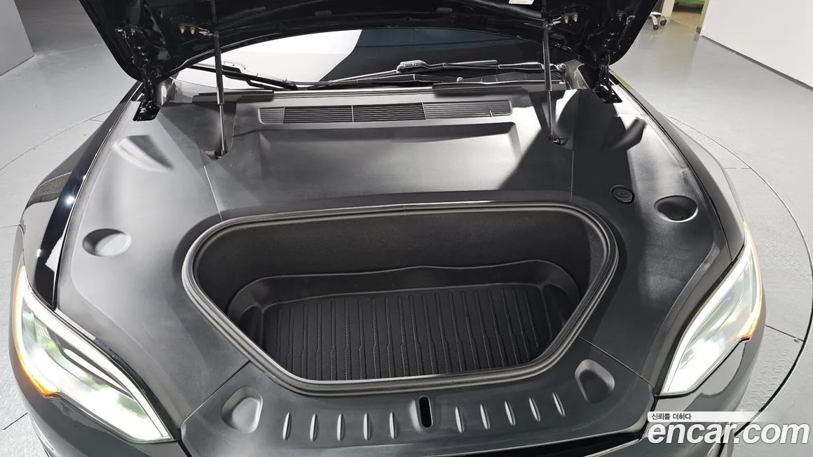 Tesla Model S 2023 из KR, фото 6