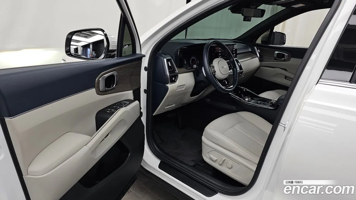Kia Sorento — фото 9
