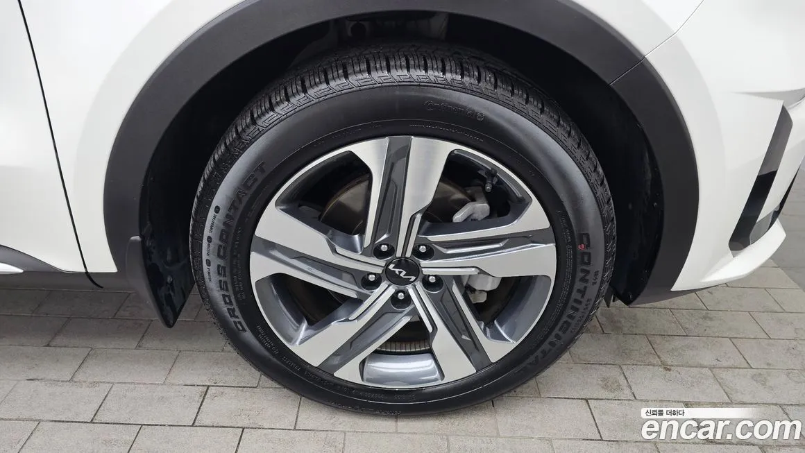 Kia Sorento — фото 7