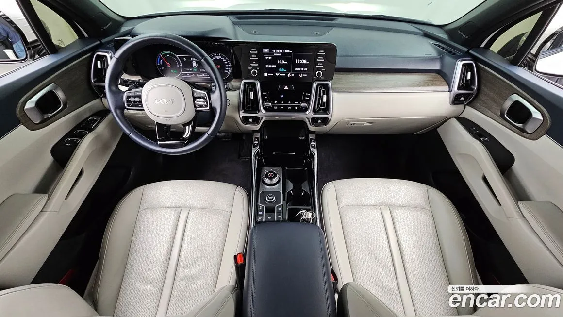 Kia Sorento — фото 8