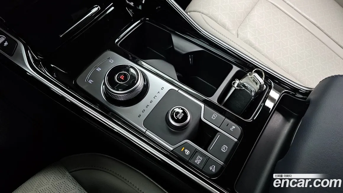 Kia Sorento — фото 10