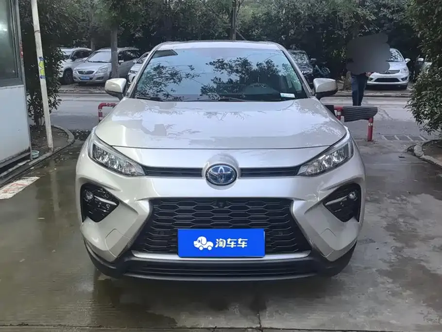 Toyota Wildlander 2022 из CN, фото 2
