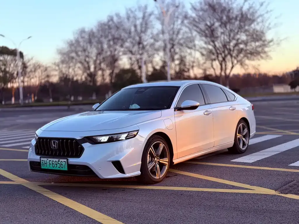 Honda Inspire PHEV