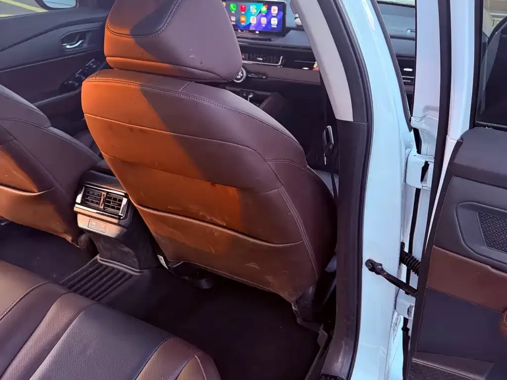 Honda Inspire PHEV 2023 из CN, фото 3