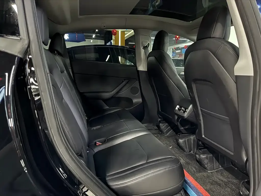 Tesla Model Y 2022 из CN, фото 8