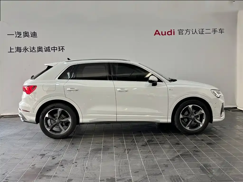 Audi Q3 — фото 7