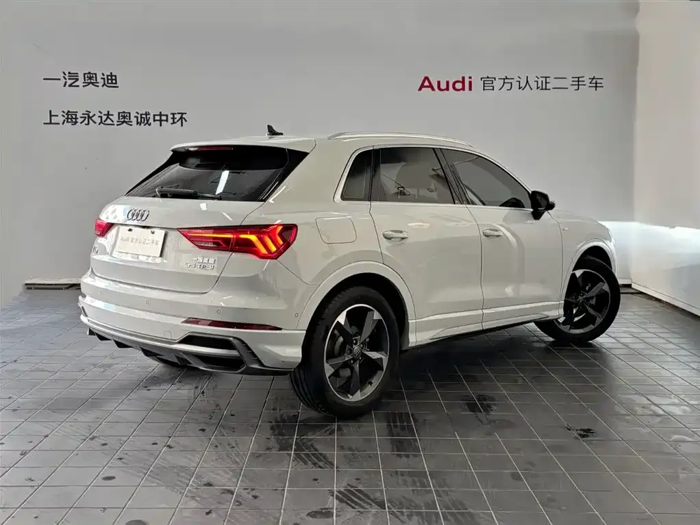 Audi Q3 — фото 9
