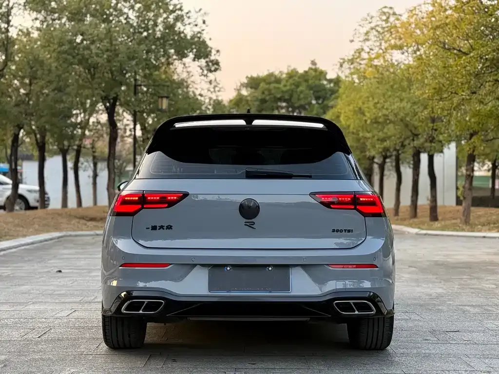 Volkswagen Golf 2022 из CN, фото 3