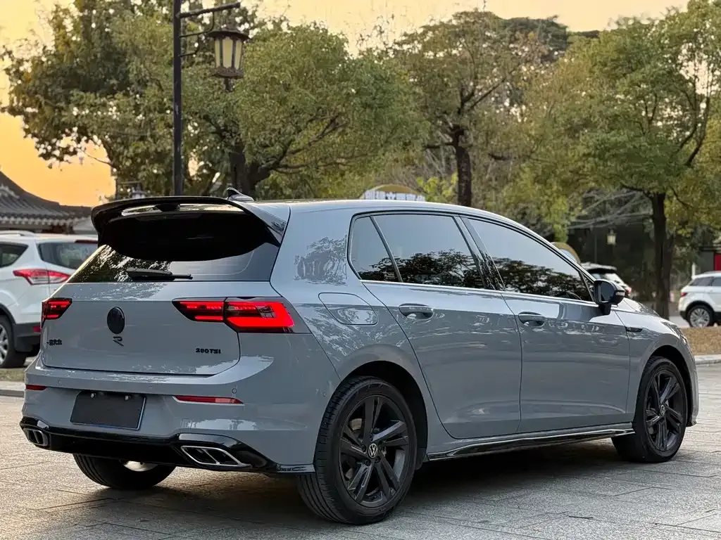 Volkswagen Golf 2022 из CN, фото 9
