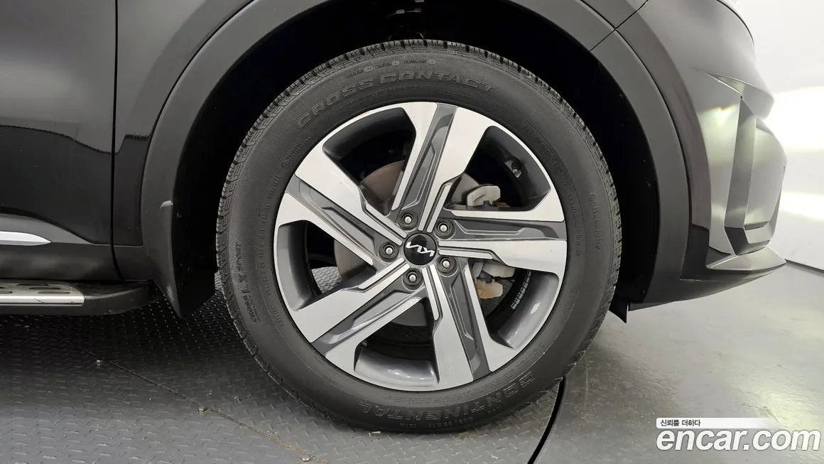 Kia Sorento — фото 5