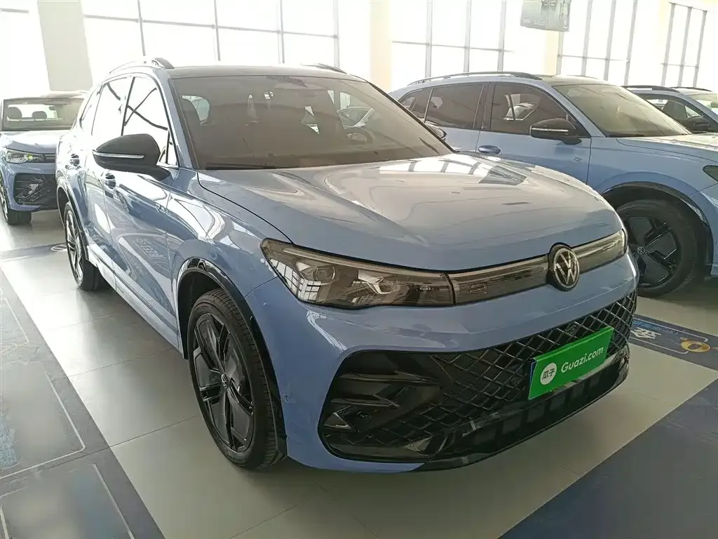 Volkswagen Tiguan L 2024 из CN, фото 5